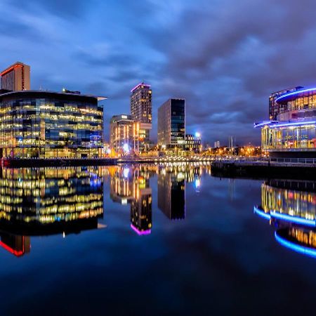 Hallsphere - Stunning Apartment Salford Quays Manchester Zewnętrze zdjęcie