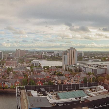 Hallsphere - Stunning Apartment Salford Quays Manchester Zewnętrze zdjęcie