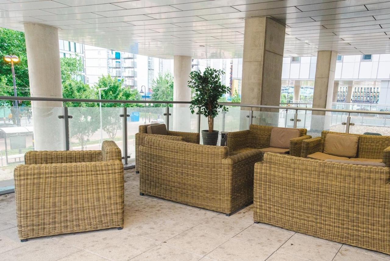 Hallsphere - Stunning Apartment Salford Quays Manchester Zewnętrze zdjęcie