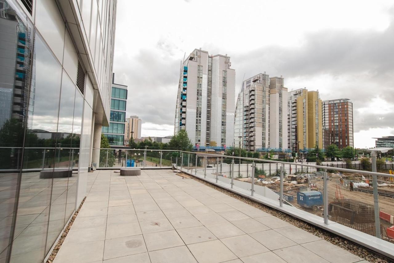 Hallsphere - Stunning Apartment Salford Quays Manchester Zewnętrze zdjęcie
