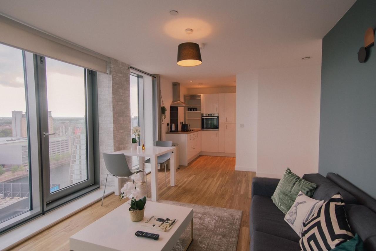 Hallsphere - Stunning Apartment Salford Quays Manchester Zewnętrze zdjęcie