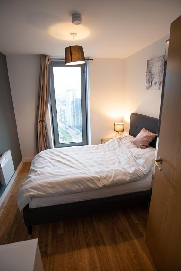 Hallsphere - Stunning Apartment Salford Quays Manchester Zewnętrze zdjęcie